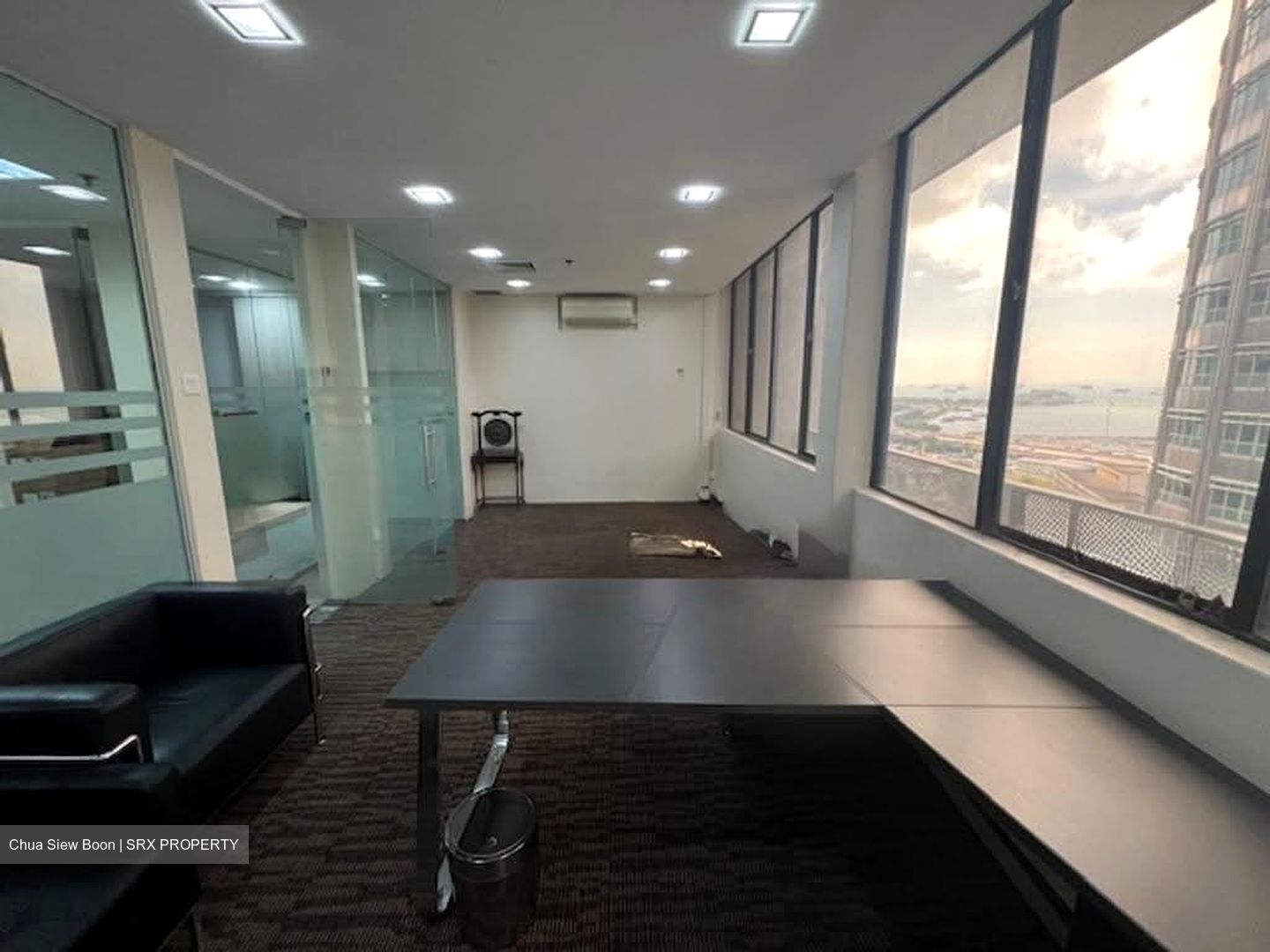 International Plaza (D2), Office #623846441